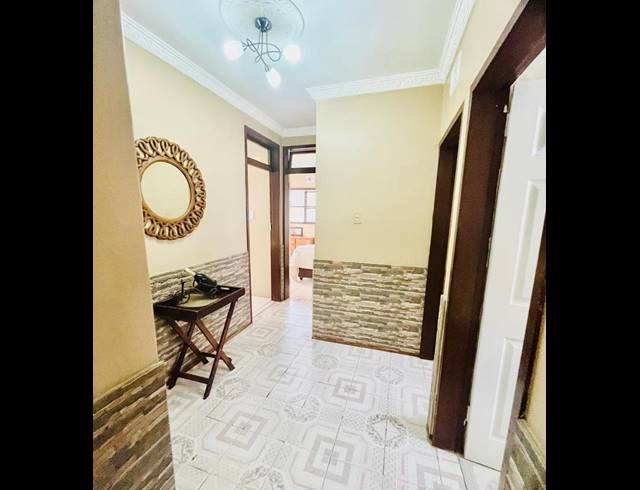 5 BEDROOM HOUSE FOR SALE IN UMLAZI